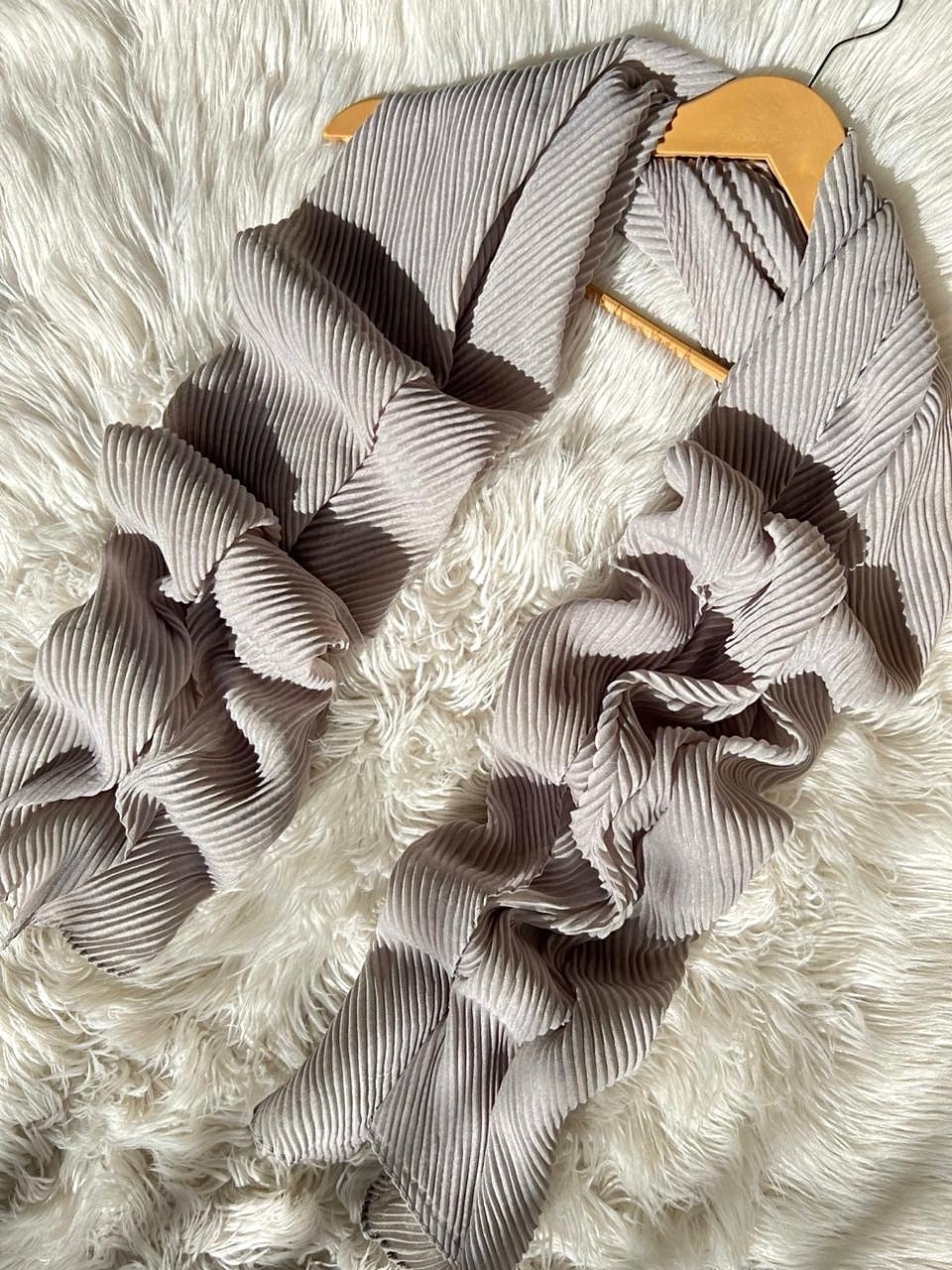 Ashy Grey - Crumpled Hijabs