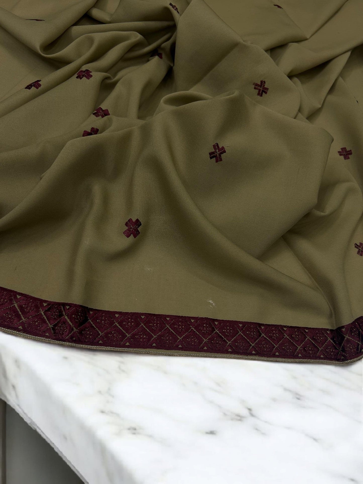 Sand Maroon Double Curved Border Shaal