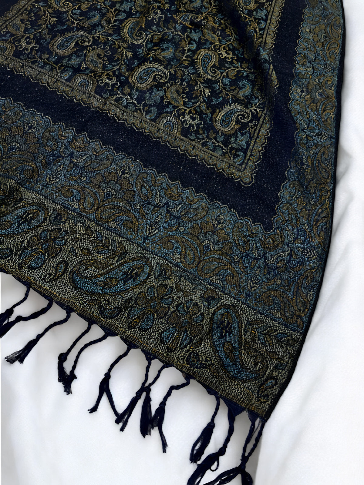 Pista Ice Blue Little Paisleys Two-Tone Pashmina Hijab