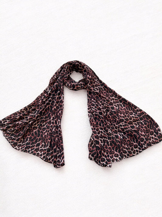 Mauve White Cheetah Printed Pleated Modal Hijab