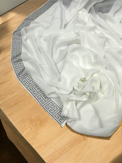 Luxury White Silver Maze Border Korean Shaal