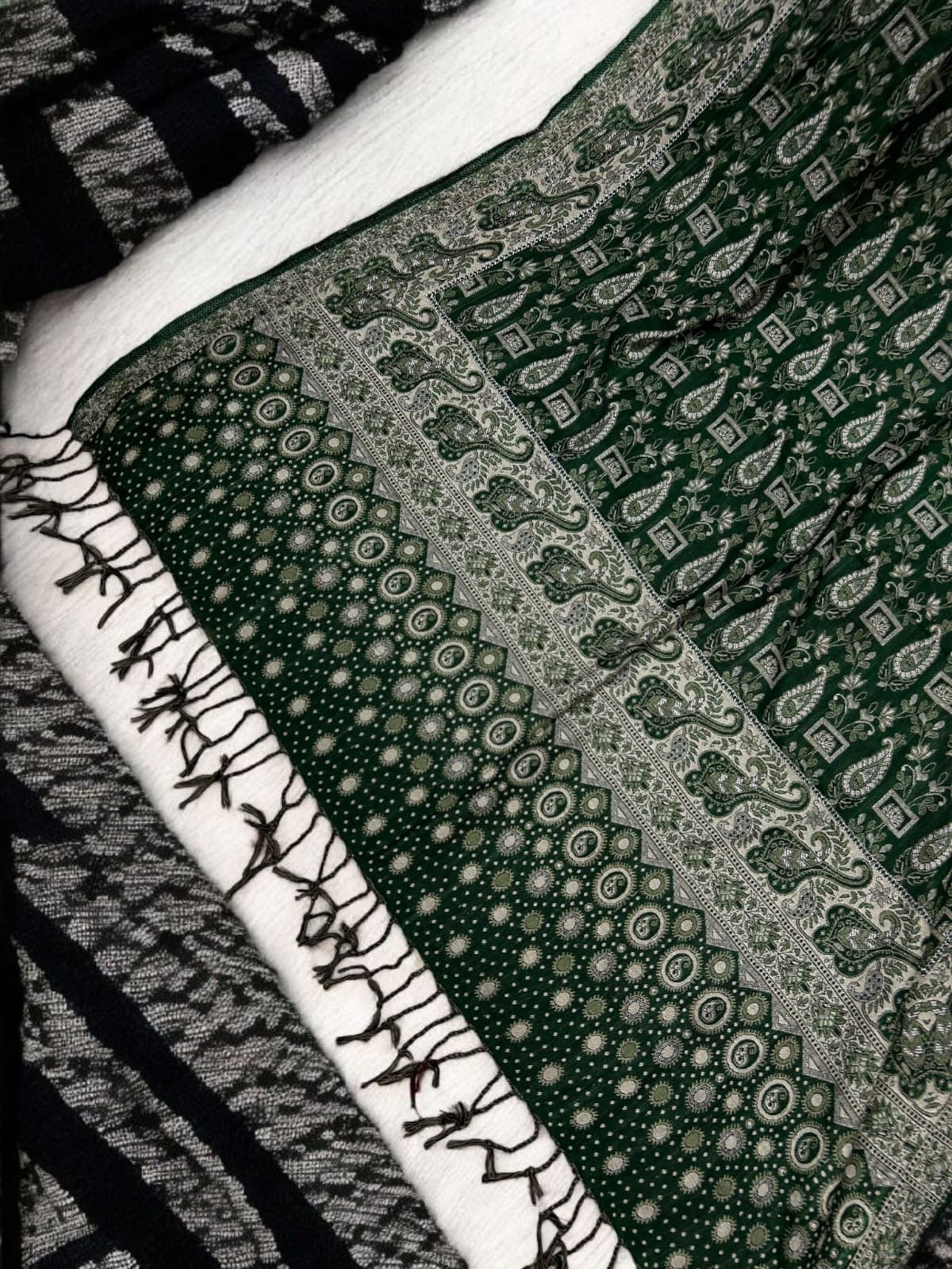 Dotted Paisley Pashmina Shawl - Black Mint