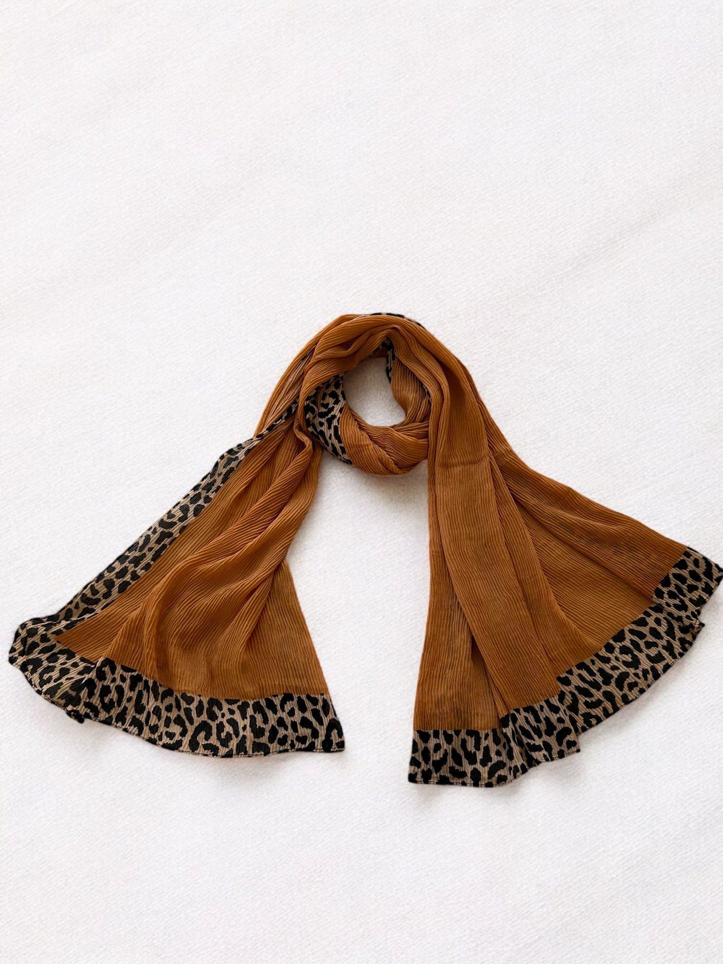 Fox Brown Leopard Border Printed Pleated Modal Hijab