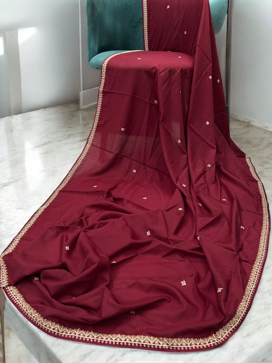 Red Cream Curved Arrow Border Shaal