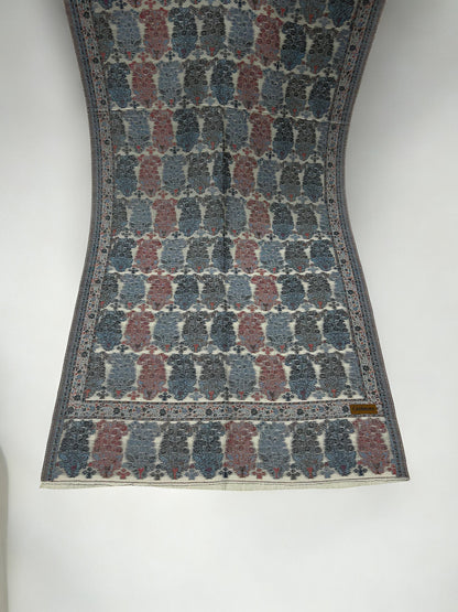 Creamy Blue Paisleys Pashmina Hijab