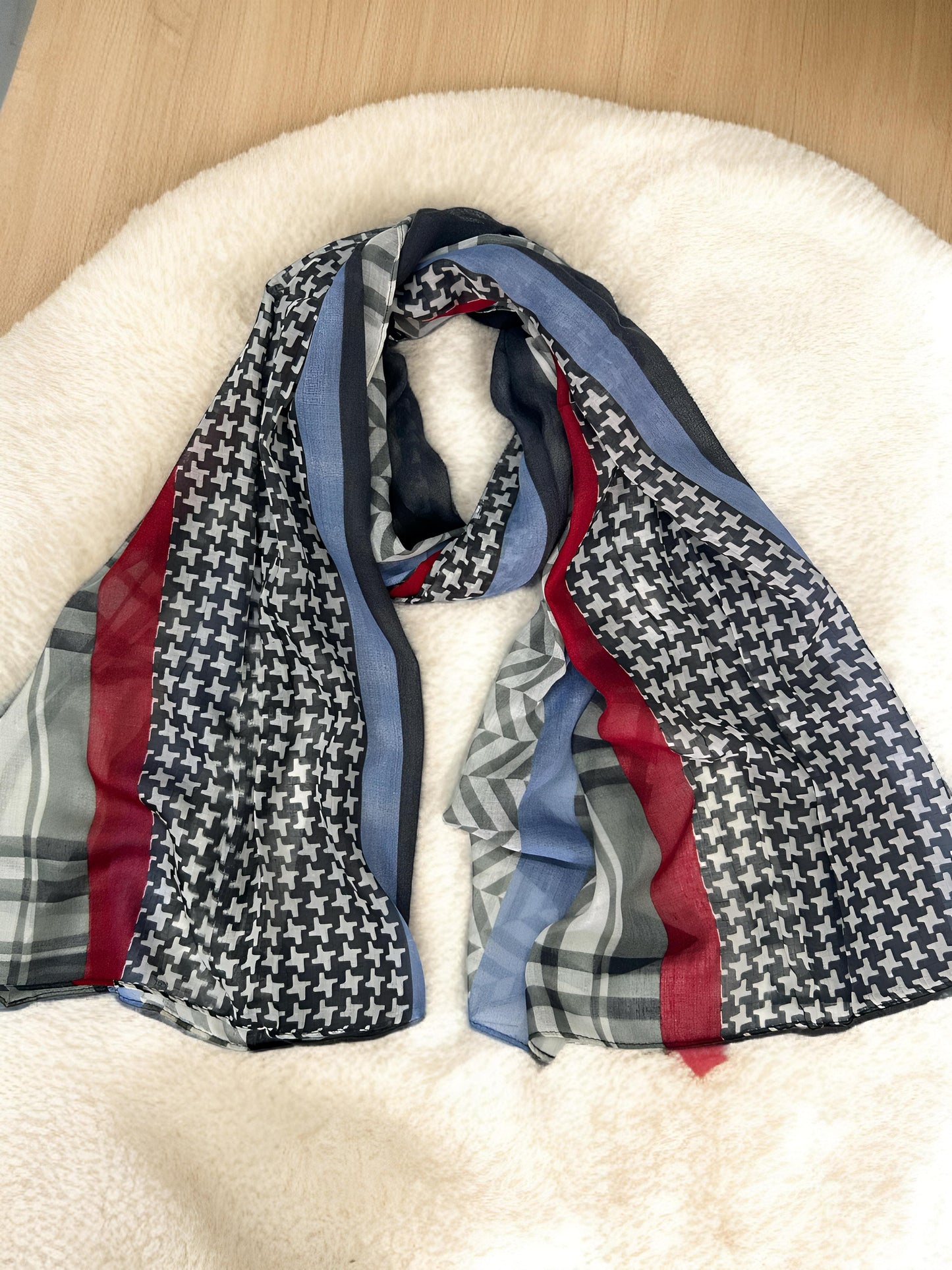 Black White Burberry Printed Lawn Hijab