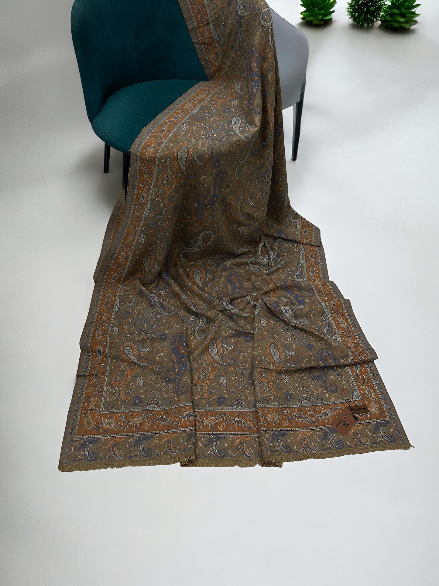 Pashmāra Shawl - Walnut Brown Paisley