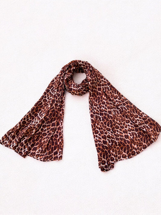 Caramel White Cheetah Printed Pleated Modal Hijab