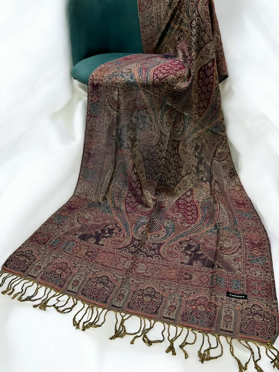Magenta Pista Persian Paisley Dual-Tone Pashmina Hijab