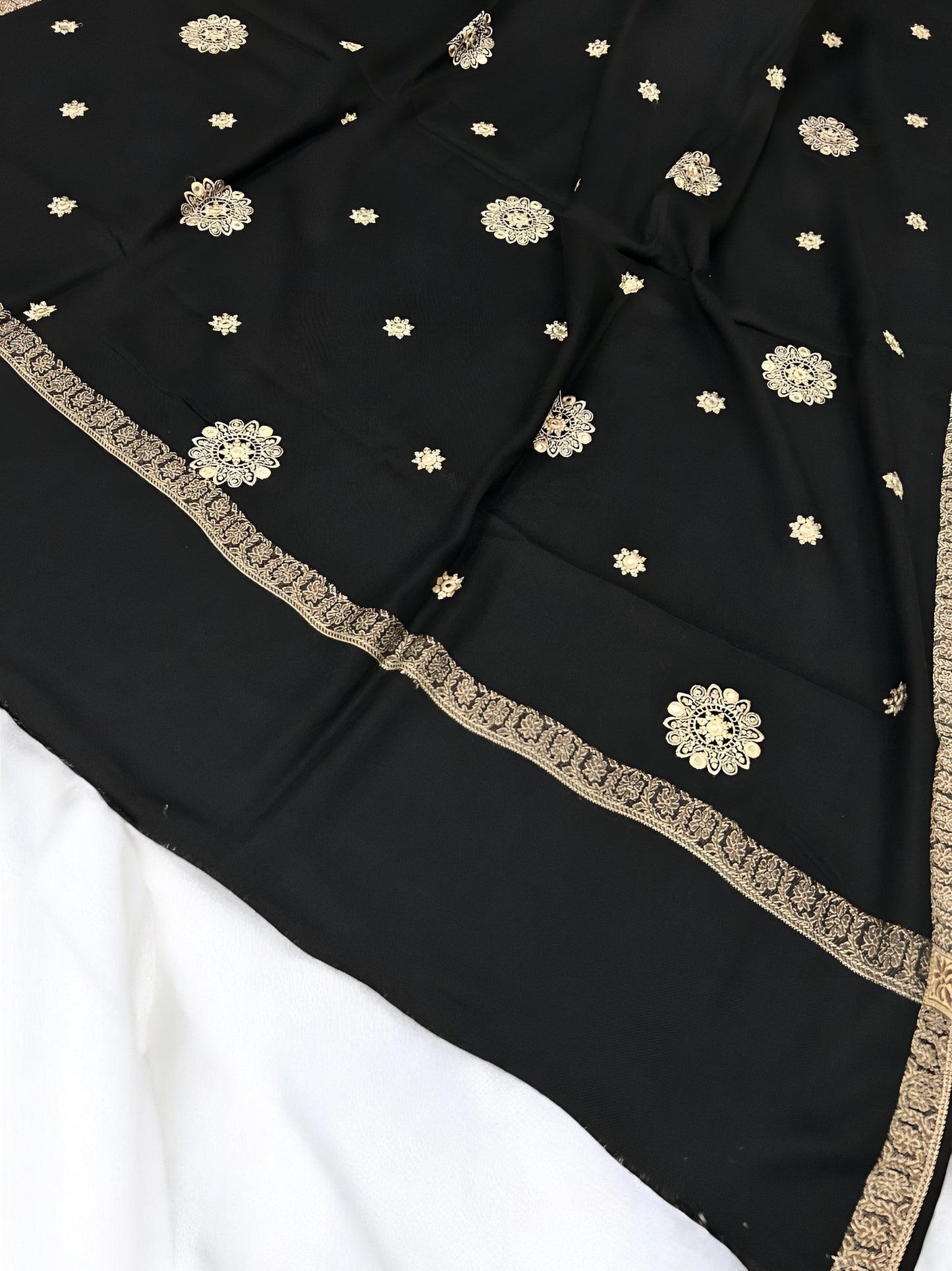 Black Cream - Embroidered Mirrorwork Kashmiri Shawl