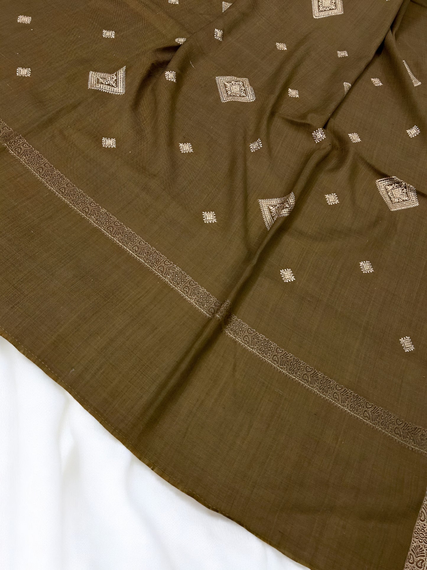 Brownie - Embroidered Mirrorwork Kashmiri Shawl